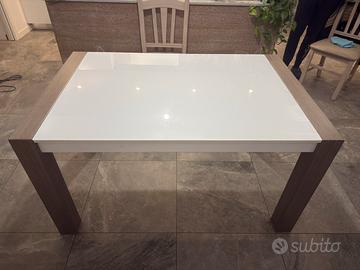 Tavolo da cucina