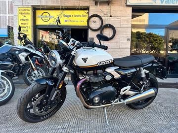 Triumph Speed Twin 1200