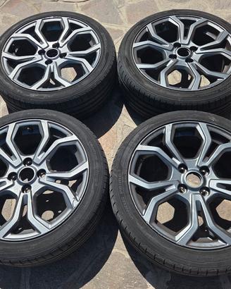 4 cerchi gommati Hankook da 17" Ford fiesta ST