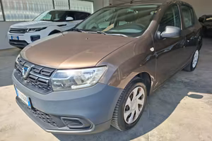 Dacia Sandero 2017 / 75CV / 5PORTE / DA NEOPATENTA