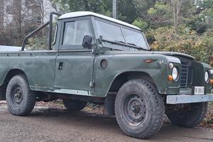 Land Rover Series 109