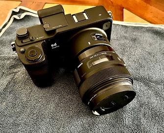 Sigma SD Quattro + Sigma 30mm f/1.4 DC HSM Kit