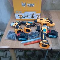attrezzi con accessori inclusi 