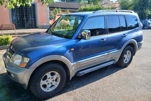 jeep pajero 3.200 tdi anno 2000