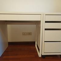 scrivania più sedia