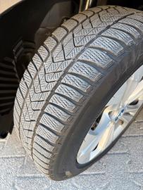 Pneumatici invernali Pirelli Sottozero 3 225/55 17