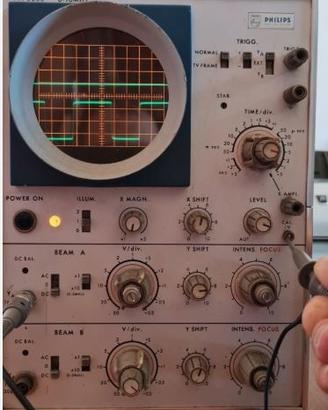 Oscilloscopio analogico Philips PM3230 Dual Beam