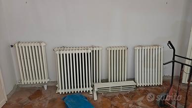 stock termosifoni in ghisa riverniciati