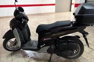 Scooter Xenter