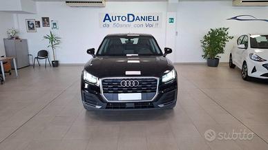 AUDI Q2 30 TDI S tronic Business