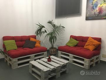 Divani pallet da giardino con cuscini + tavolo