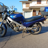 Vendita Honda revere 650