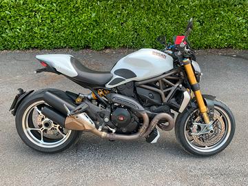 Ducati Moto Monster 1200 S Usata Ducati Monster 1200S Moto E