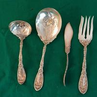Posate da servizio antiche