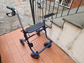 Carrello anziani per deambure