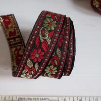 Nastri 4 metri. Jacquard.