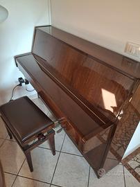 Yamaha C108N
