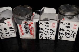 pistoni con fasce SUZUKI GSXR 600 K4 K5
