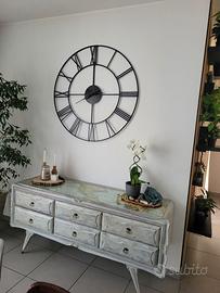 Madia e orologio 