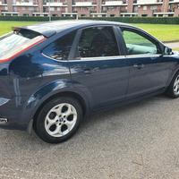 Ford focus benzina gpl 2010 