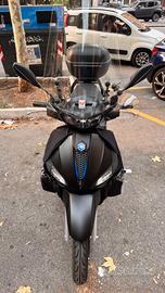 Piaggio Liberty S 125 (2025) + Full Accessori