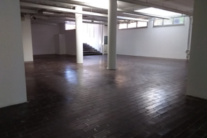 Locale commerciale zona mare