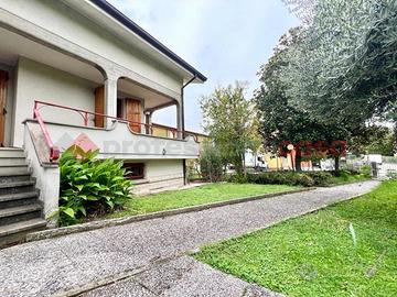 Villa o villino Scandiano [Cod. rif V344VRG]