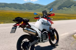 Suzuki DR Big 750 DAKAR