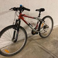 Mountain bike bambino Rockrider 26” per ragazzi/e