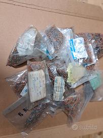 Condensatori a disco capacità varie