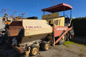 FINITRICE DYNAPAC F141-6WD PLC