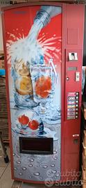 Distributore automatico Frigo + gettoniera 