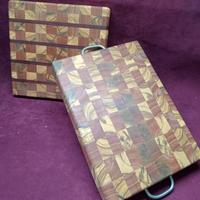 taglieri in legno cesellati