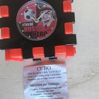 Cubo orologio, portapenne del AC Milan.