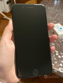 iphone 7 plus 64 per pezzi di ricambio (bloccato)