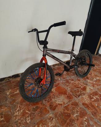 BMX bicicletta 