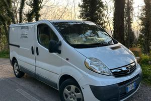 opel vivaro 2013
