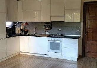 cucina e parete attrezzata 