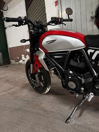 DUCATI SCRAMBLER 800 Depotenziata a Libretto