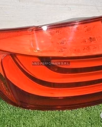 BMW serie 5 F10 Fanale LED sinistro