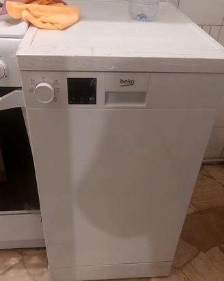 Lavastoviglie libera installazione slim Beko