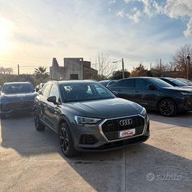 Audi Q3 35 2.0 tdi Business quattro s-tronic