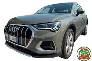AUDI Q3 35 TDI quattro S tronic Business Advance