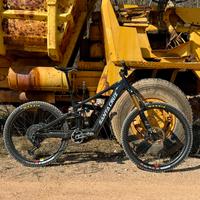 SANTA CRUZ  Bullit 4 CC X0 AXS RSV 29/27.5''