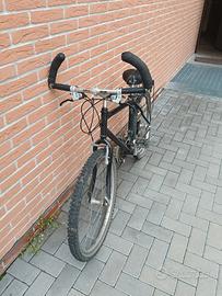 bicicletta MTB
