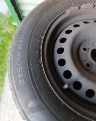 Gomme e cerchi in ferro kia sportage