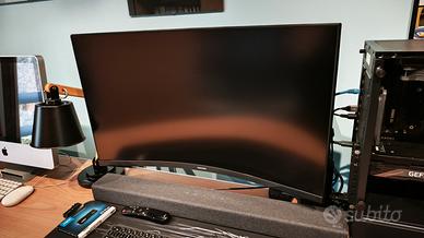 schermo curvo Samsung