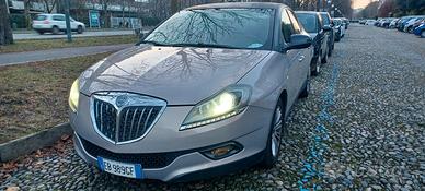 lancia delta 2010