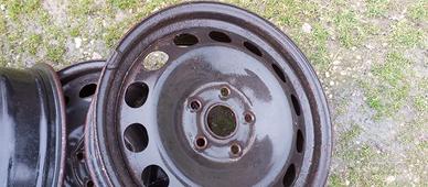 Cerchioni in ferro per auto