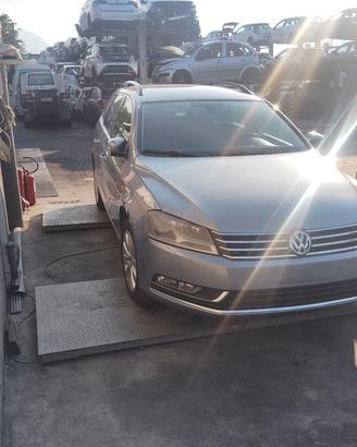 VOLKSWAGEN PASSAT 1.6 TD 2011 CAY  PER RICAMBI